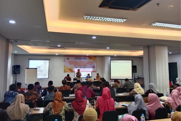 Mendorong Transformasi Digital di Tingkat Kelurahan: Bimbingan Teknis “Digitalisasi Layanan Kelurahan untuk Meningkatkan Efisiensi dan Transparansi”